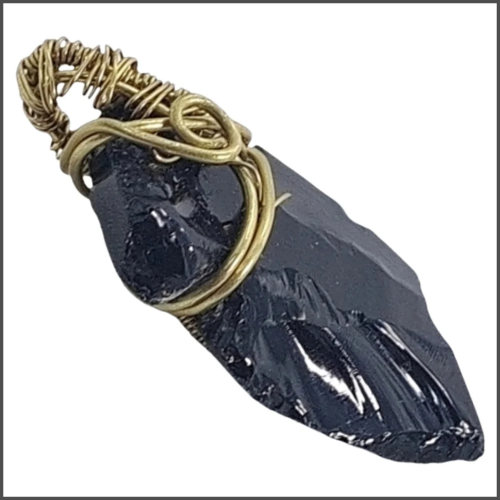 Hand-Wired Obsidian Arrowhead Pendant. NWOT